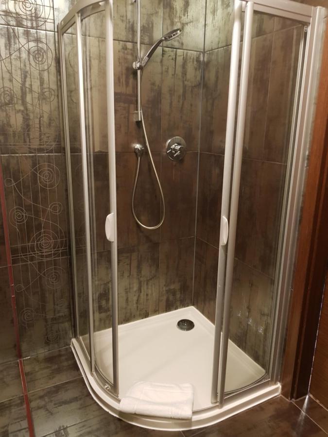 Apartament W Hotelu Sand โควอบเซก ภายนอก รูปภาพ